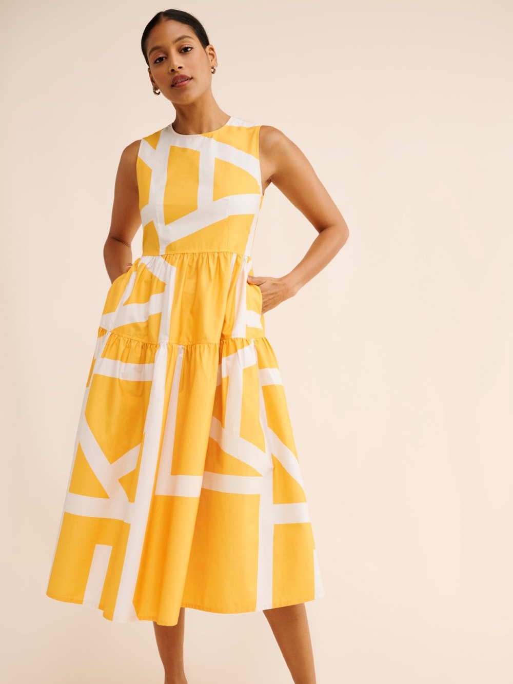JAKKE Julia Midi Dress Light Yellow Geometric Size M
